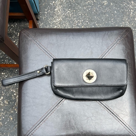 kate spade Handbags - Kate Spade Clutch
